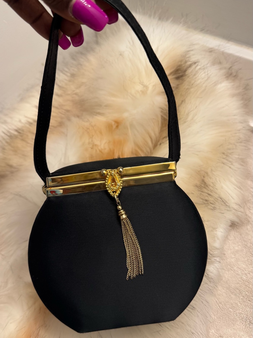 Elegant Black Evening Handbag with Gold Tassel
